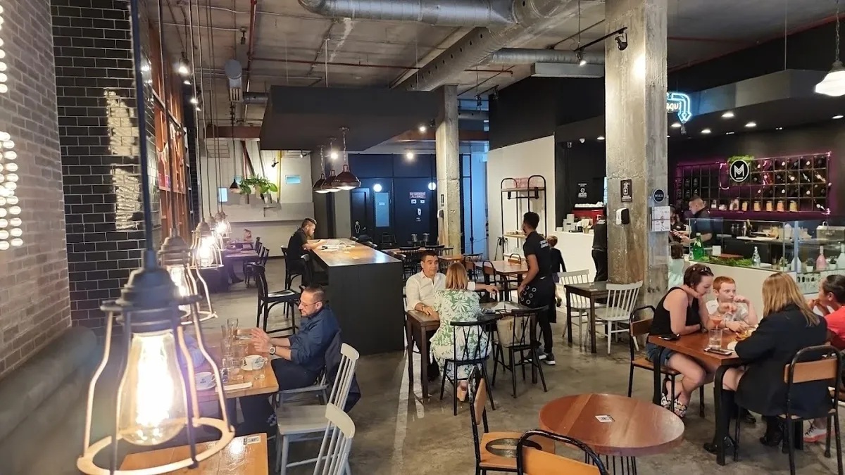 Mika Bazar & Cafe