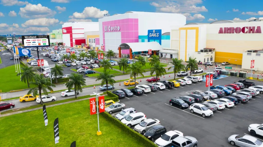 Westland Premium Outlets en Arraiján